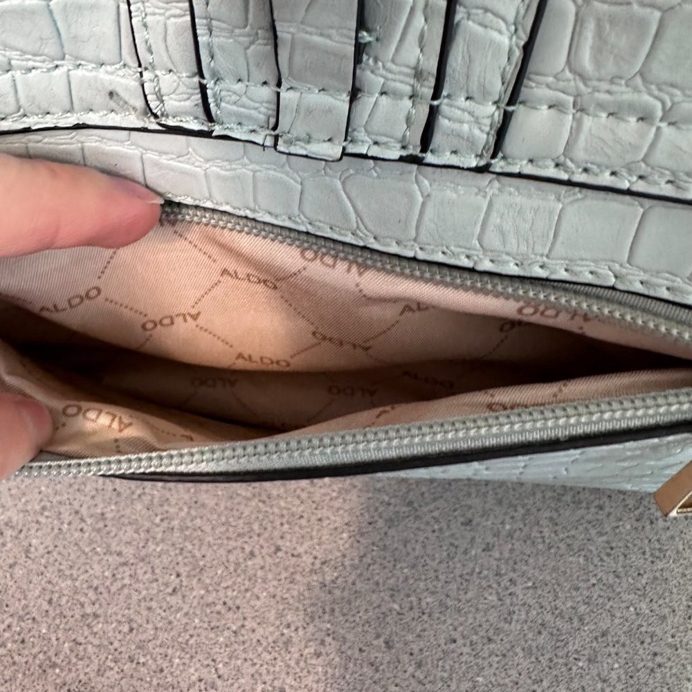 Aldo Glenda Croc Embossed Light Blue Satchel Gold Hardware Detail Shoulder Bag - Picture 9 of 12